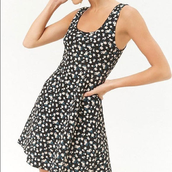 FOREVER 21 floral print skater dress - Picture 4 of 8
